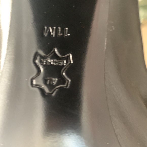 TORY BURCH STUDDED CHUNKY HOLIDAY HEELS - Picture 5 of 5